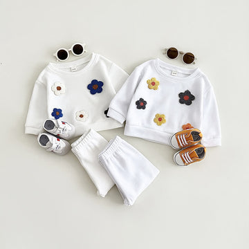 Baby 2-Piece Embroidered Flower Sweatsuit Set
