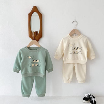 YOU LOOK GOOD Baby 2-Piece Sweatsuit Set