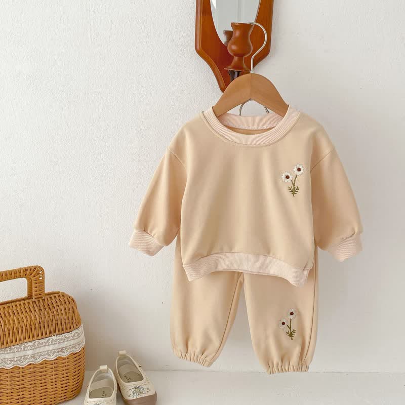 Baby 2-Piece Chrysanthemum Sweatsuit Set