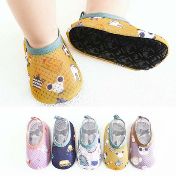 Multi-Patterned Aqua Splash Water Shoes