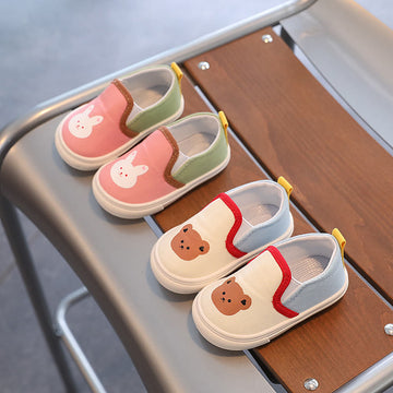 Baby Cartoon Bear Flat Sneakers