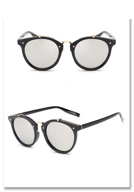 Rivet Gradient Classic Round Sunglasses