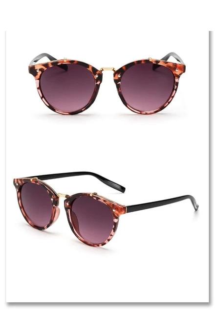 Rivet Gradient Classic Round Sunglasses
