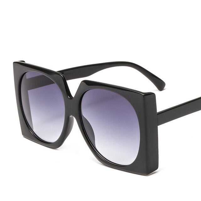 Oversize Gradient Plastic Square Sunglass