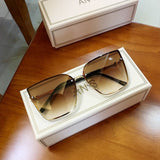 Oversized Metal Frame Gradient Lens Rivet Square Sunglasses