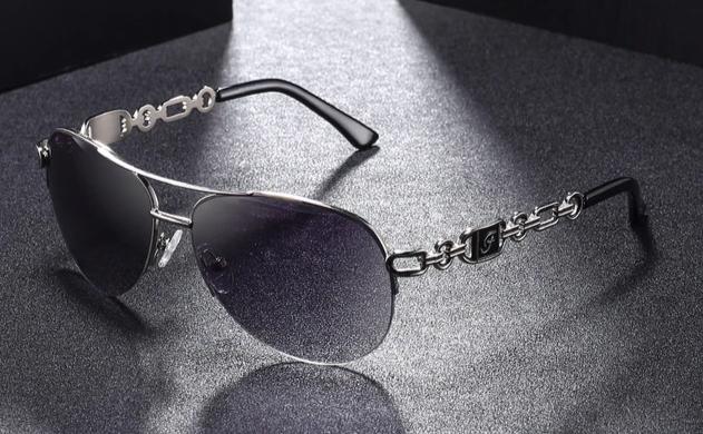 Vintage Metal Frame Mirror Gradient Lens Aviator Sunglasses