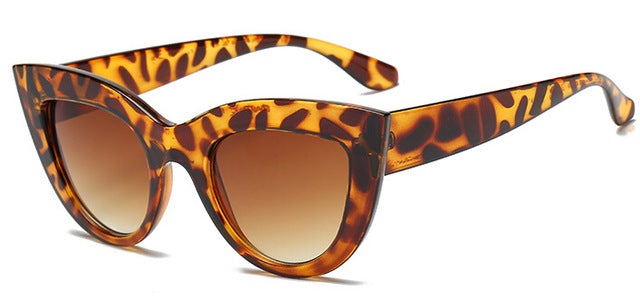 Wild Retro Style Plastic Frame Cat Eye Sunglasses