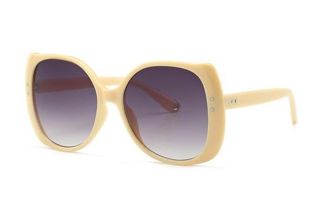 Luxury Brand Vintage Rivet Big Frame Butterfly Cat Eye Sunglasses