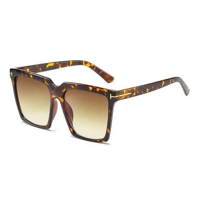 Gradient Letter Square Frame Sunglass