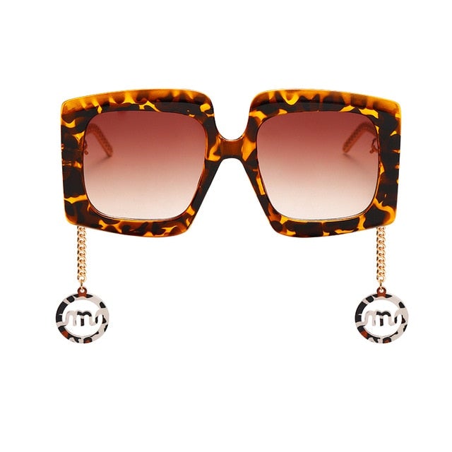 Vintage Big Shade Square Sunglass With Gold Chain