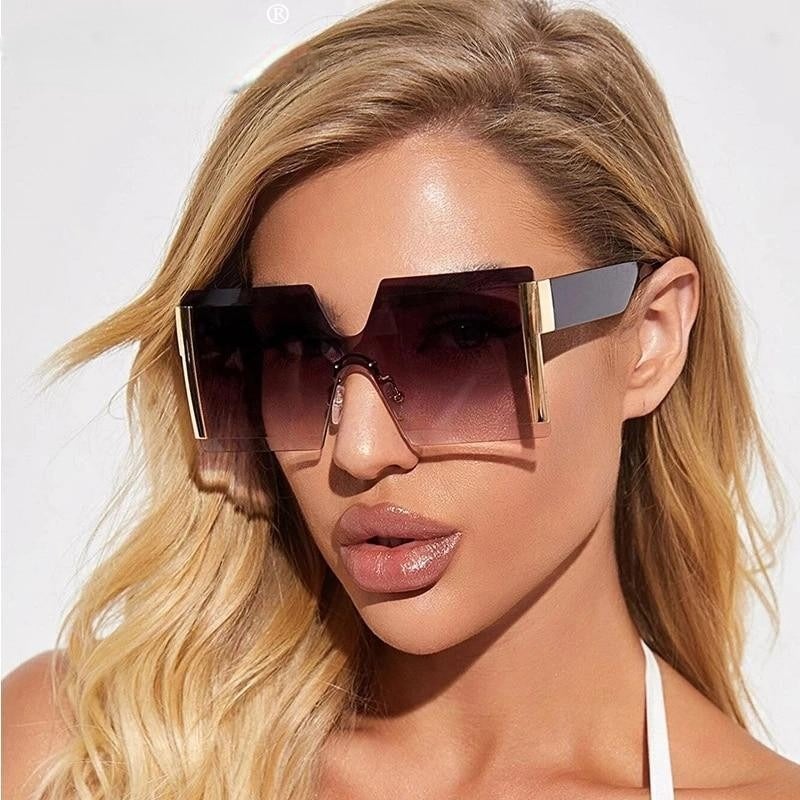 Oversized Square Rimless Sunglasses