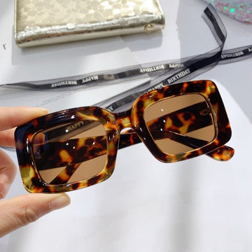 Thick Frame Chic Square Sunglasses