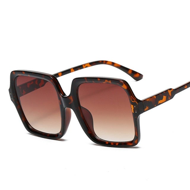 Retro Gradient Oversized Square Sunglasses